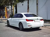 BMW 320i Sport Line 2025 - Trắng 9.000km