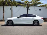BMW 320i Sport Line 2025 - Trắng 9.000km