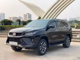 Toyota Fortuner 2.4 AT 4x2 Legender 2022 - Xe chính chủ tư nhân Hà Nội