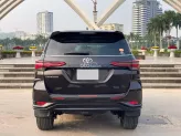 Toyota Fortuner 2.4 AT 4x2 Legender 2022 - Xe chính chủ tư nhân Hà Nội