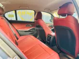 BMW 320i Sport Line 2024 - Nt Đỏ