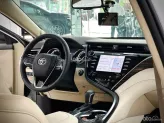Toyota Camry 2.5G 2019 - Siêu đẹp đi lướt km thấp