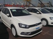 Mình bán xe Volkswagen Polo E 2018, màu trắng, nhập khẩu chính hãng, 695 triệu