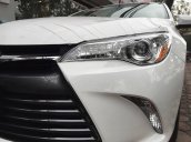 Mình cần bán Toyota Camry XLE 2.5L đời 2017, màu đen, nhập khẩu nguyên chiếc