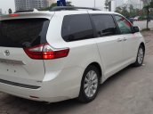 Cần bán xe Toyota Sienna đời 2017, màu trắng, xe nhập