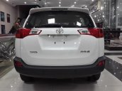 Xe Toyota RAV4  2015