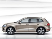 Mình cần bán ô tô Volkswagen Touareg GP đời 2016, nhập khẩu chính hãng