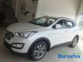 Cần bán Hyundai Santa Fe năm 2015, màu trắng, nhập khẩu