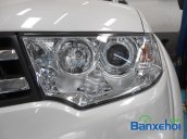 Cần bán Mitsubishi Pajero Sport năm năm 2015, màu trắng