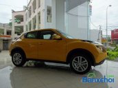 Bán ô tô Nissan Juke 1.6 AT đời 2015, màu vàng, nhập khẩu