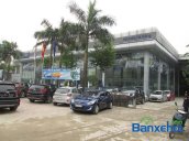 Xe Hyundai Sonata 2015 mới màu trắng đang được bán