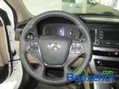 Cần bán xe Hyundai Sonata đời 2015,  xe sử dụng nhiên liệu xăng