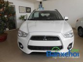 Mitsubishi An Dân - Long Biên cần bán Mitsubishi Outlander Sport Glx 2015, màu trắng, giá chỉ 875 triệu 