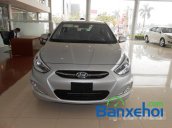 Hyundai Long Biên bán xe Hyundai Accent mới màu bạc, giá bán 591Tr