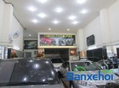 Salon Auto Thanh Thiên Phú cần bán gấp Lexus RX 450H đời 2013, màu đen đã đi 28 km