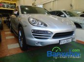 Salon Auto Thanh Thiên Phú cần bán lại xe Porsche Cayenne năm 2011 đã đi 33000 km