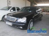 Công ty Ô tô Việt Hải Hà cần bán xe Mercedes 180, màu đen đã đi 144000 km, giá 335Tr