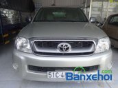 Cần bán xe Toyota Hilux E đời 2011 giá 480 triệu