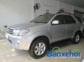 Salon Auto Tuấn Thanh Tùng cần bán xe Toyota Fortuner V sản xuất 2011 đã đi 30000 km, giá chỉ 800 triệu