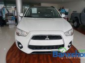 Mitsubishi Mỹ Đình bán xe Mitsubishi Outlander Sport đời 2015, màu trắng 