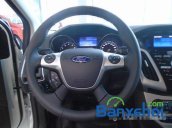 Ford Mỹ Đình bán Ford Focus 2015, màu trắng, xe đẹp, giá 790Tr