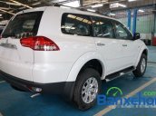 Mitsubishi Mỹ Đình cần bán Mitsubishi Pajero Sport mới mà trắng, xe chất lượng tốt, giá bán 988Tr