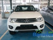 Mitsubishi Mỹ Đình cần bán Mitsubishi Pajero Sport mới mà trắng, xe chất lượng tốt, giá bán 988Tr