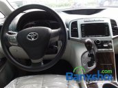 Công ty TNHH Siu Hùng cần bán gấp Toyota Venza đời 2009, màu trắng đã đi 32000 km