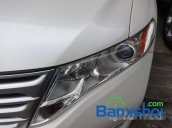 Công ty TNHH Siu Hùng cần bán gấp Toyota Venza đời 2009, màu trắng đã đi 32000 km