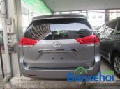 Salon ô tô Chính Hùng cần bán xe Toyota Sienna Limit đời 2013 đã đi 9600 km 