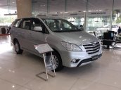 Bán Toyota Innova E đời 2015, màu bạc giá 715 triệu