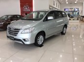 Bán Toyota Innova E đời 2015, màu bạc giá 715 triệu