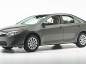 Cần bán xe Toyota Camry đời 2014, màu trắng 