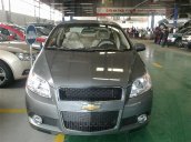 Cần bán xe Chevrolet Aveo 2014, màu bạc, 398tr