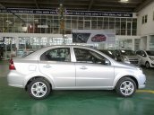 Cần bán xe Chevrolet Aveo 2014, màu bạc, 398tr