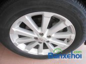 Xe Toyota Venza 2.7 2009 cũ màu đỏ đang được bán