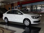 Bán ô tô Volkswagen Polo 1.6L năm 2014, màu trắng, nhập khẩu, giá chỉ 668 triệu