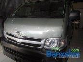 Cần bán xe Toyota Hiace đời 2011, xe đẹp như mới