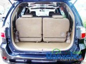 Xe Toyota Fortuner V 2009 cũ màu bạc đang được bán với giá 725000000vnd