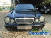 Auto Sơn Thuỷ bán xe Mercedes E240 đời 2000, màu đen  