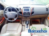 Xe Toyota Fortuner V 2009 cũ màu bạc đang được bán với giá 725000000vnd