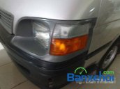 Xe Toyota Hiace 2004 cũ màu bạc / xám đang được bán với giá 260000000 vnd