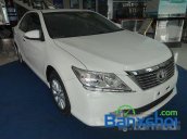 Mình cần bán xe Toyota Camry 2.0L 2014, màu trắng