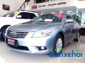 Xe Toyota Camry 2.4 2011 cũ màu bạc đang được bán với giá 975000000 vnd