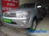 Cần bán Toyota Fortuner V đời 2012 đã đi 30000 km, giá 895tr