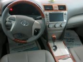 Toyota Camry 2011, màu đen, nhập khẩu nguyên chiếc