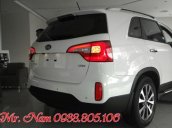 Bán xe Kia Sorento 2015, màu trắng, giá 981tr