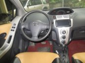 Cần bán gấp Toyota Yaris cũ màu bạc, nhập khẩu Nhật Bản, số tự động  