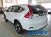 Bán xe Honda CR V 2.4L sản xuất 2015, màu trắng. Xe sử dụng nhiên liệu xăng