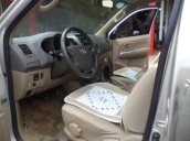 Bán ô tô Toyota Hilux đời 2009, màu bạc, nhập khẩu Thái Lan, số sàn 